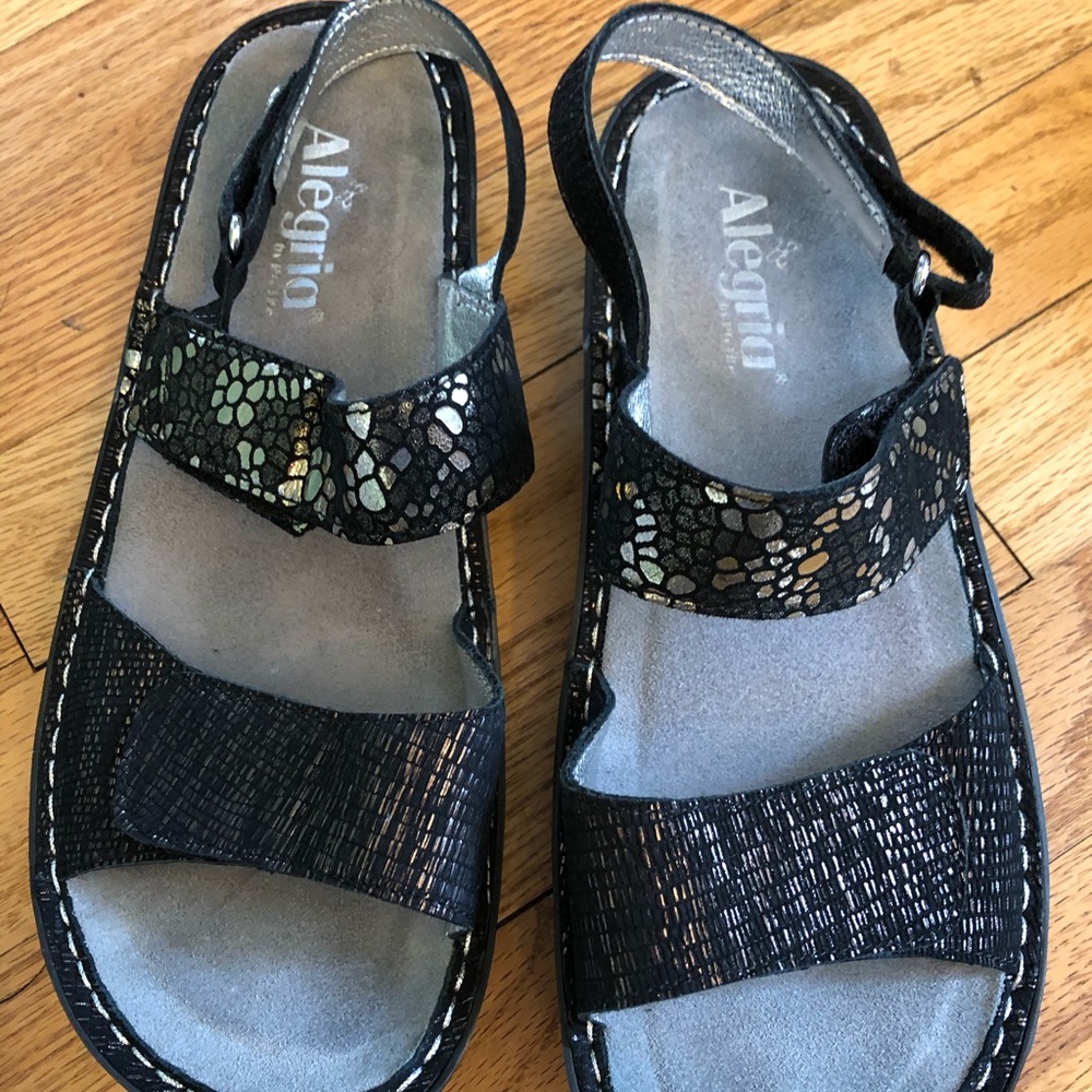 Algeria black glittery sandals size 40(or 8-8 1/2)